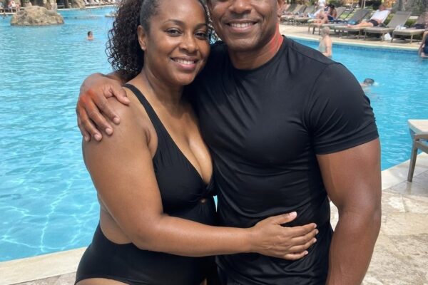 I Hired an Actor to Pretend to Be My Boyfriend for a Family July 4th Party Where My Ex Was with the Woman He Left Me For – But How My Fake Date Taught Him a Lesson Left Everyone Speechless
