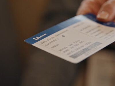 She stole my First-Class seat and told me “people like you don’t belong upfront.” Then the purser walked over and handed me the master passenger manifest.