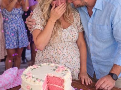 My daughter sliced into her gender reveal cake and suddenly burst into tears. Moments later, the baker quietly pulled me aside and revealed something that changed everything.