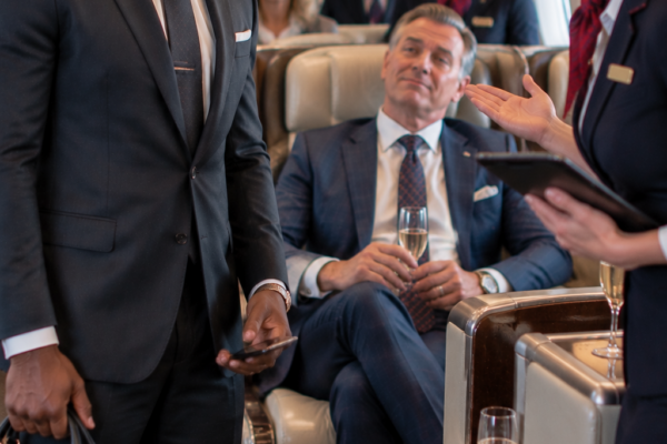 Black CEO Removed From VIP Seat for Another Passenger — 30 Minutes Later, the Entire Crew Is Fired