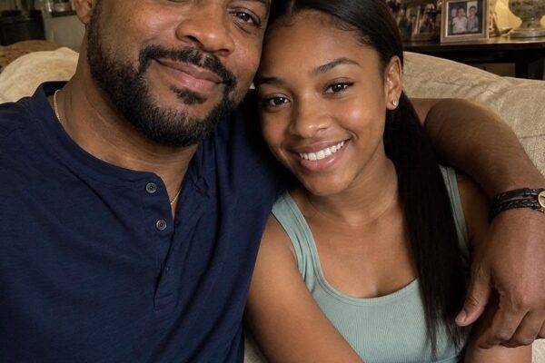 My Husband Slipp.ed Out of Bed Every Night – When I Finally Discovered Where He Went, My Heart Melted